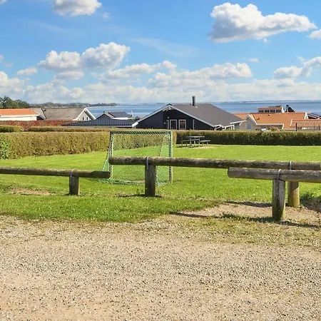 6 Person In Sjolund-by Traum Дом отдыха Hejls